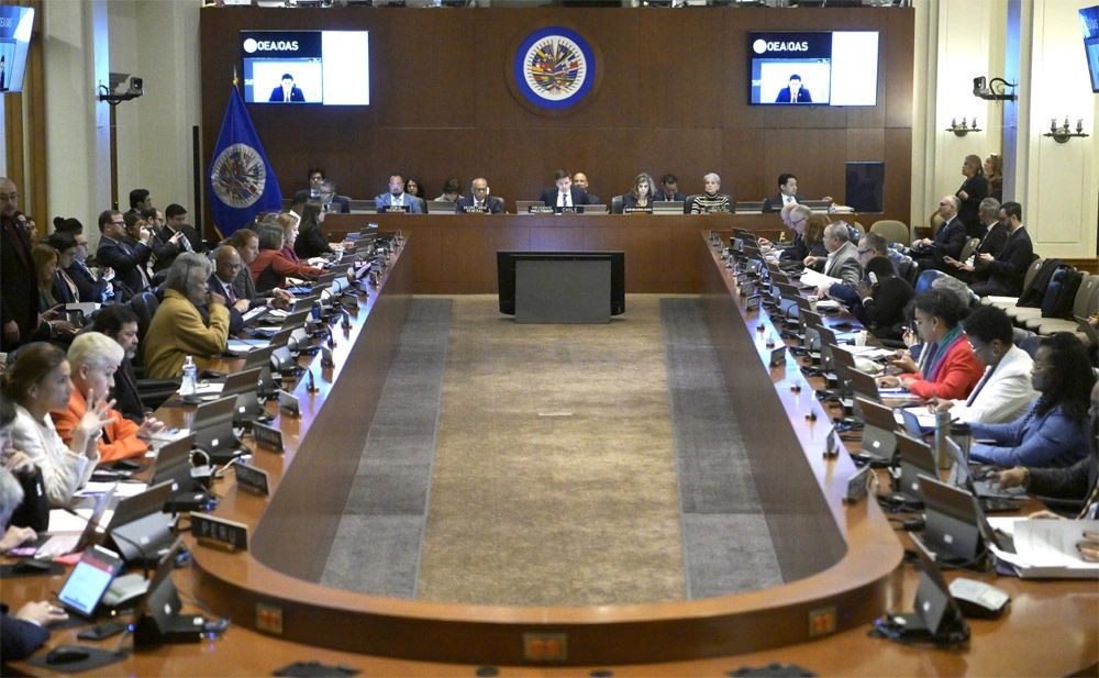 Ilustración principal de La OEA interviene donde falló la política hondureña