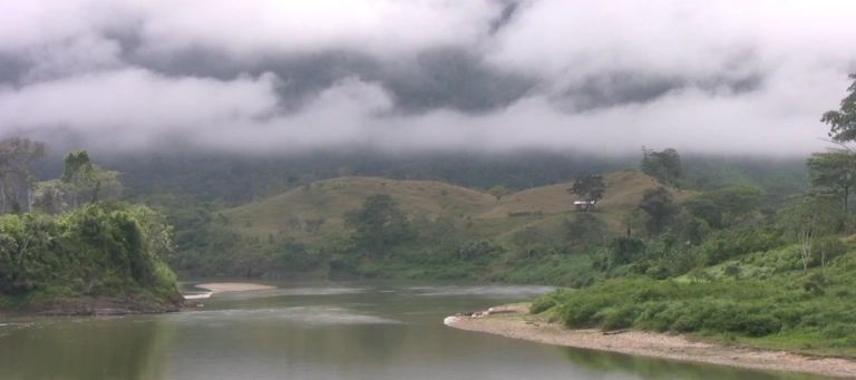 Vista del río Patuca, Yapuguas.