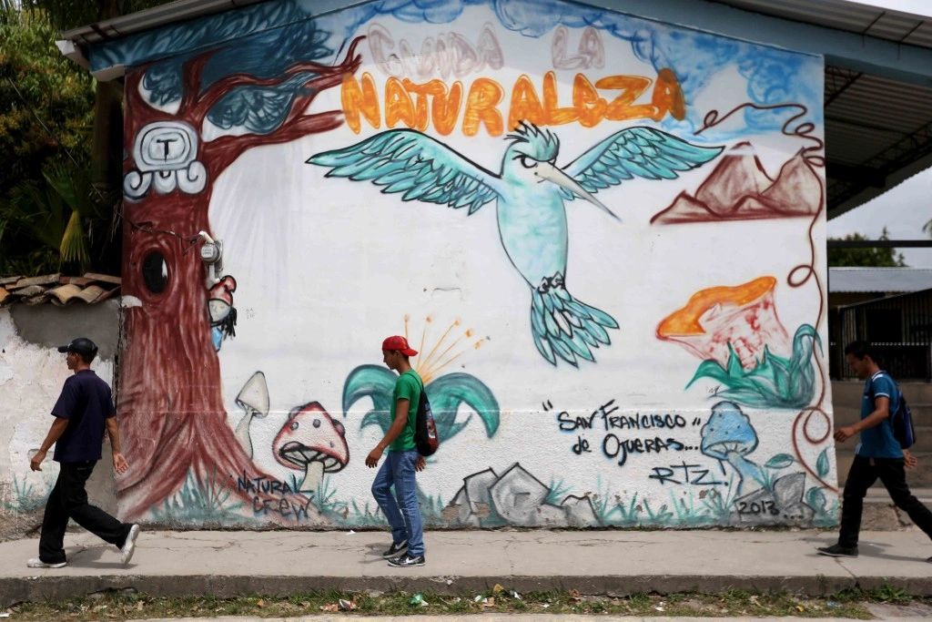 Ilustración principal de «Agua Zarca» y el asesinato de Bertha Cáceres