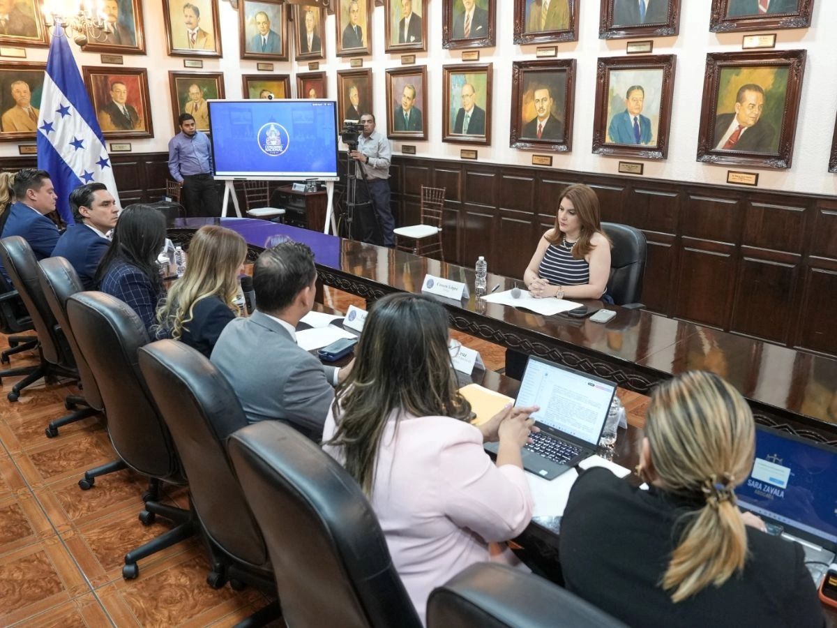 Juicio político contra Marlon Ochoa, Mario Morazán y suplentes del TJE